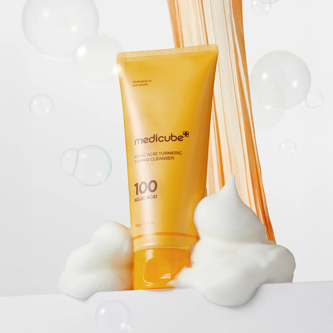 ميديكيوب غسول بالكوجيك أسيد والكركم لتفتيح البشرة وتنقيتها (120مل)